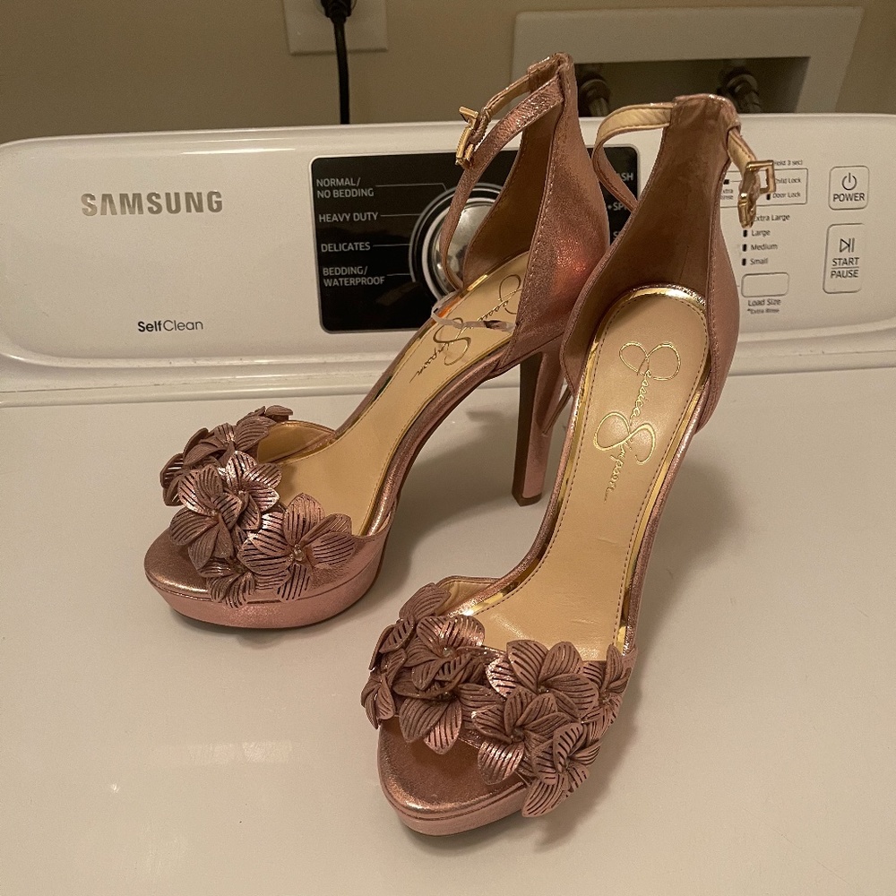 Jessica Simpson Rose Gold Heels